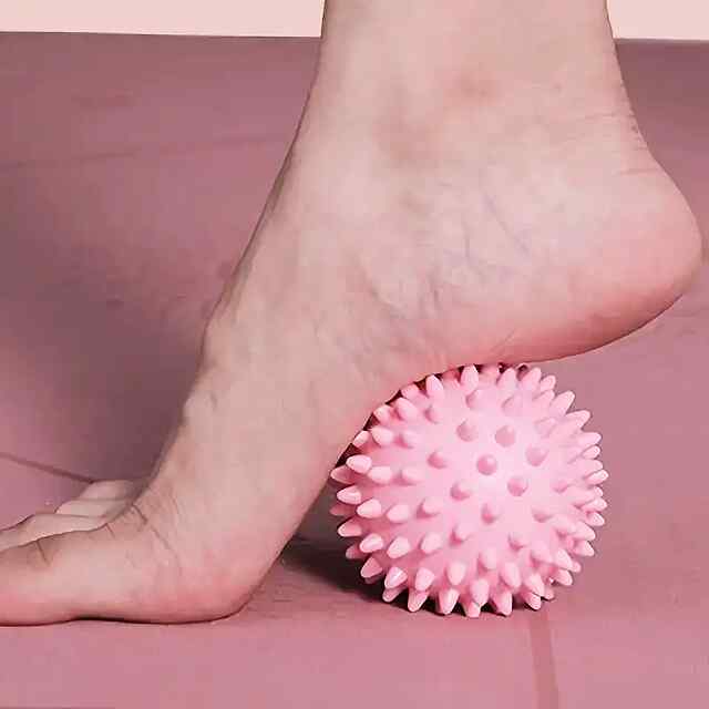 М'яч міофасціальний масажний для точкового зняття м'язів середньої жорсткості, фіолетовий (65мм) Україна. - 1 фото товару